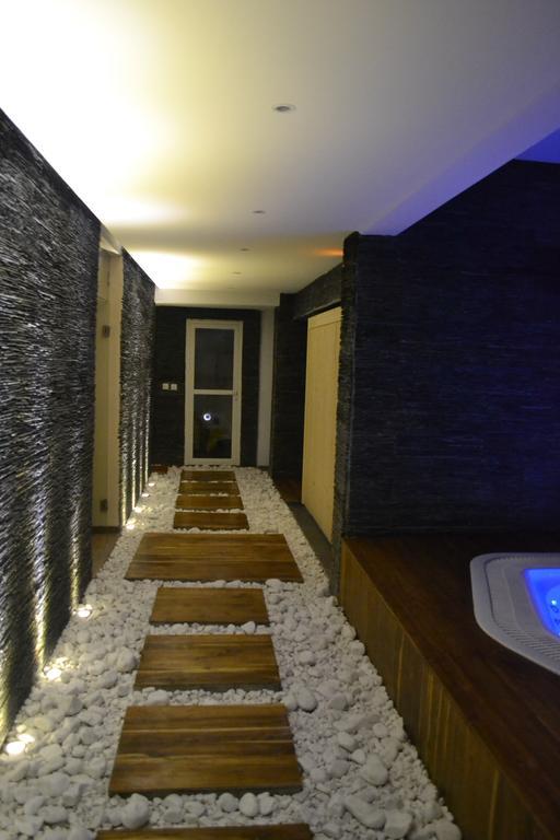 Residence Amann Appartement Et Spa Hammam Sauna Jacuzzi Marcory Экстерьер фото